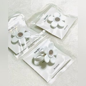 MARC JACOBS The Iconic Daisy Lens For Mobile Phone / 3 pcs